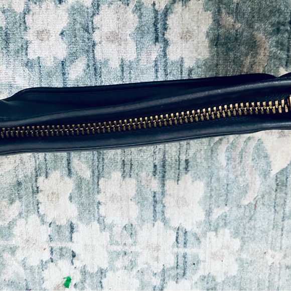 Vintage Coach Navy Blue Leather Clutch Wristlet - Picture 6 of 8